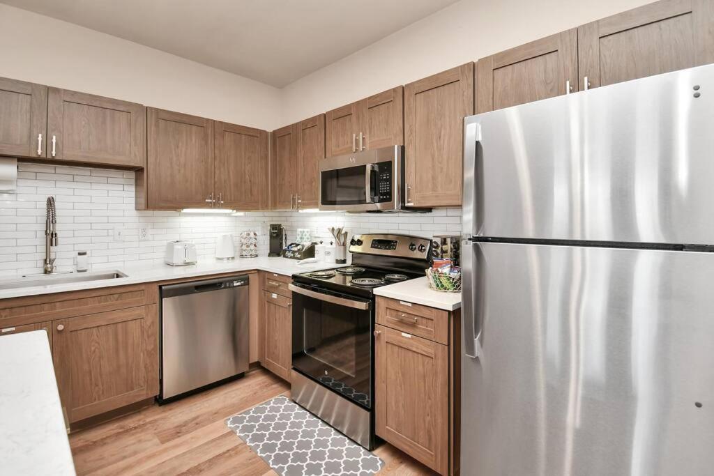 Ultimate Retreat Near Galleria-pool Daire *